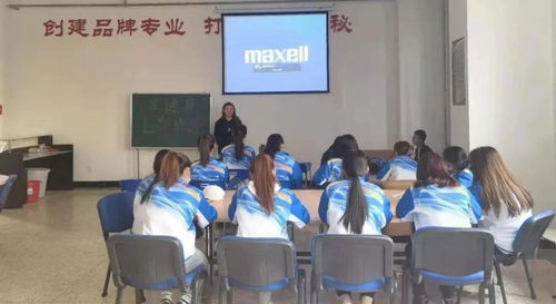 心與美同行，藝啟新篇章——人文與藝術設計系心理健康教育與文化藝術交流系列活動策劃